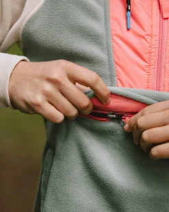 Fleece|Fleece><noscript><img width=
