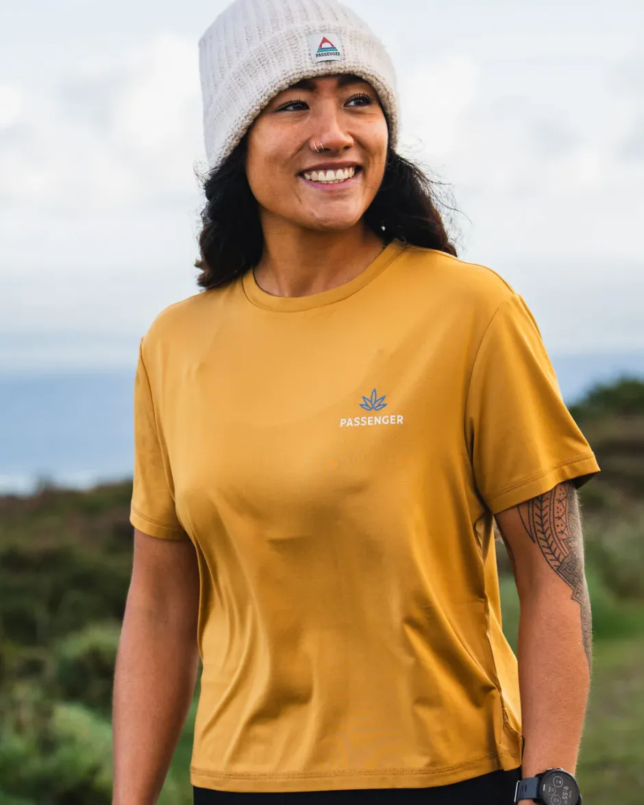 Tops & T-Shirts|Activewear>Passenger Align Active Recycled T-Shirt Dusty Ochre