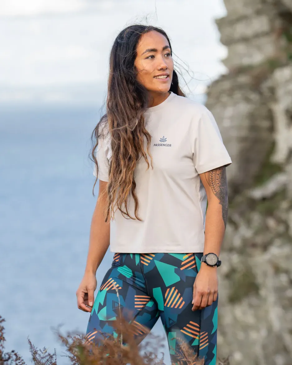 Tops & T-Shirts|Activewear>Passenger Align Active Recycled T-Shirt Vintage White
