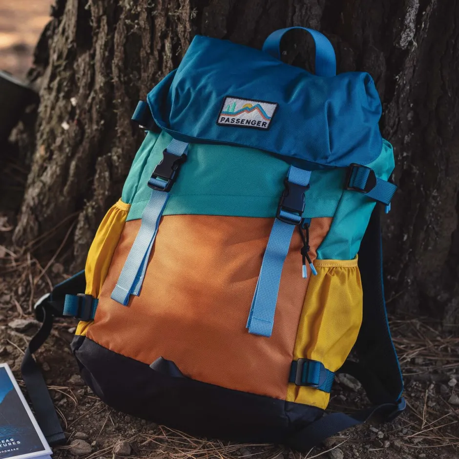 Backpacks & Bags|Backpacks & Bags>Passenger Boondocker Recycled 26L Backpack Multi Colour
