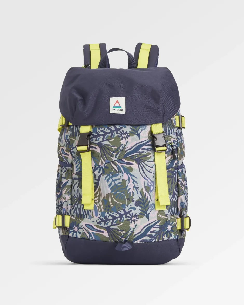 Backpacks & Bags|Backpacks & Bags>Passenger Boondocker Recycled 26L Backpack Abstract Seaweed Pistachio