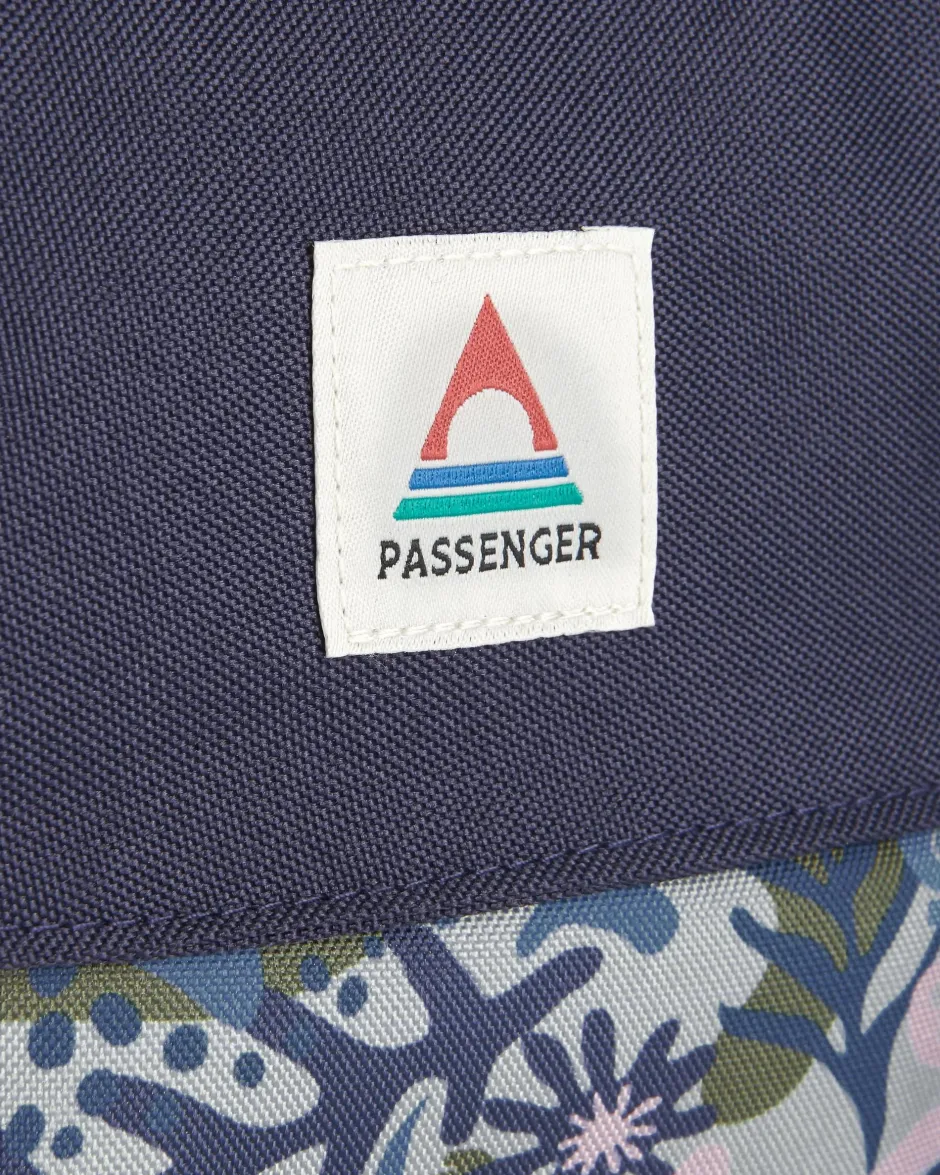 Backpacks & Bags|Backpacks & Bags>Passenger Boondocker Recycled 26L Backpack Abstract Seaweed Pistachio