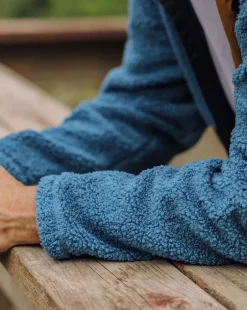 Fleece|Fleece><noscript><img width=