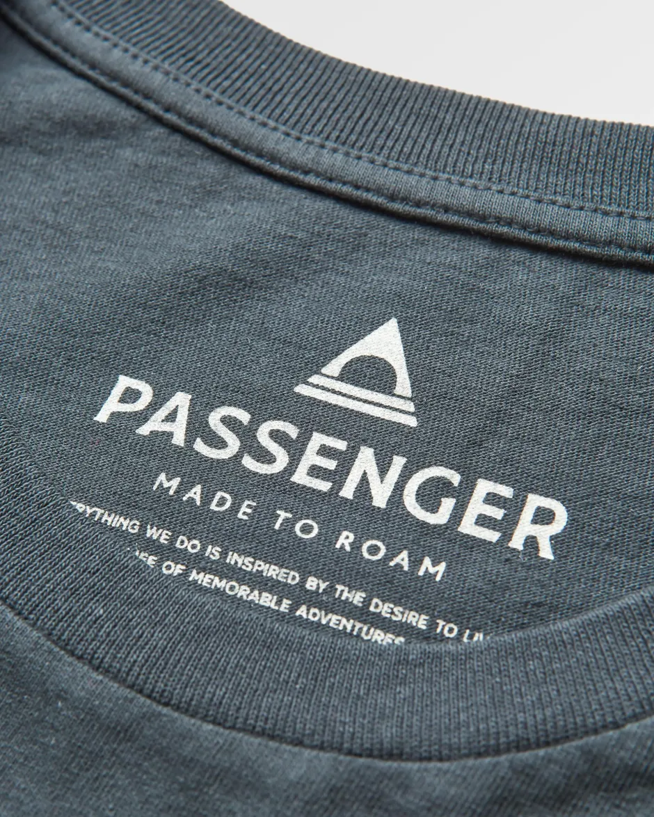 Tops & T-Shirts>Passenger Classic Recycled T-Shirt Black