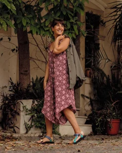 Dungarees & Pants|Dresses & Skirts><noscript><img width=
