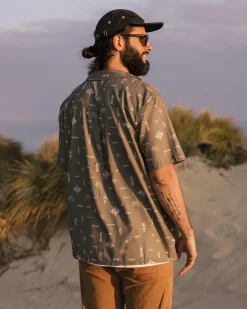 Shirts|Men's Outlet><noscript><img width=