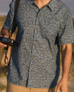 Shirts|Men's Outlet><noscript><img width=