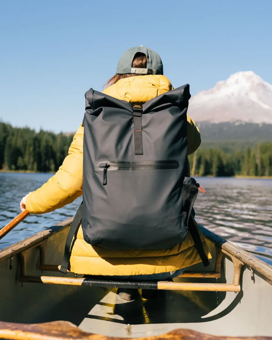 Surf Accessories|Surf Accessories>Floris van Bommel Crossing Roll Top Backpack Charcoal/ Black