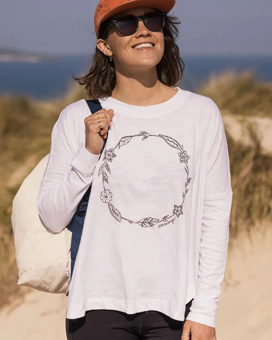 Tops & T-Shirts|Women's Outlet>Passenger Daisy Chain Recycled Cotton LS T-Shirt White
