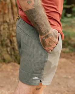 Shorts|Activewear><noscript><img width=