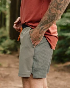 Shorts|Activewear><noscript><img width=