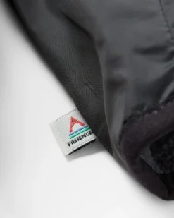 Insulated><noscript><img width=