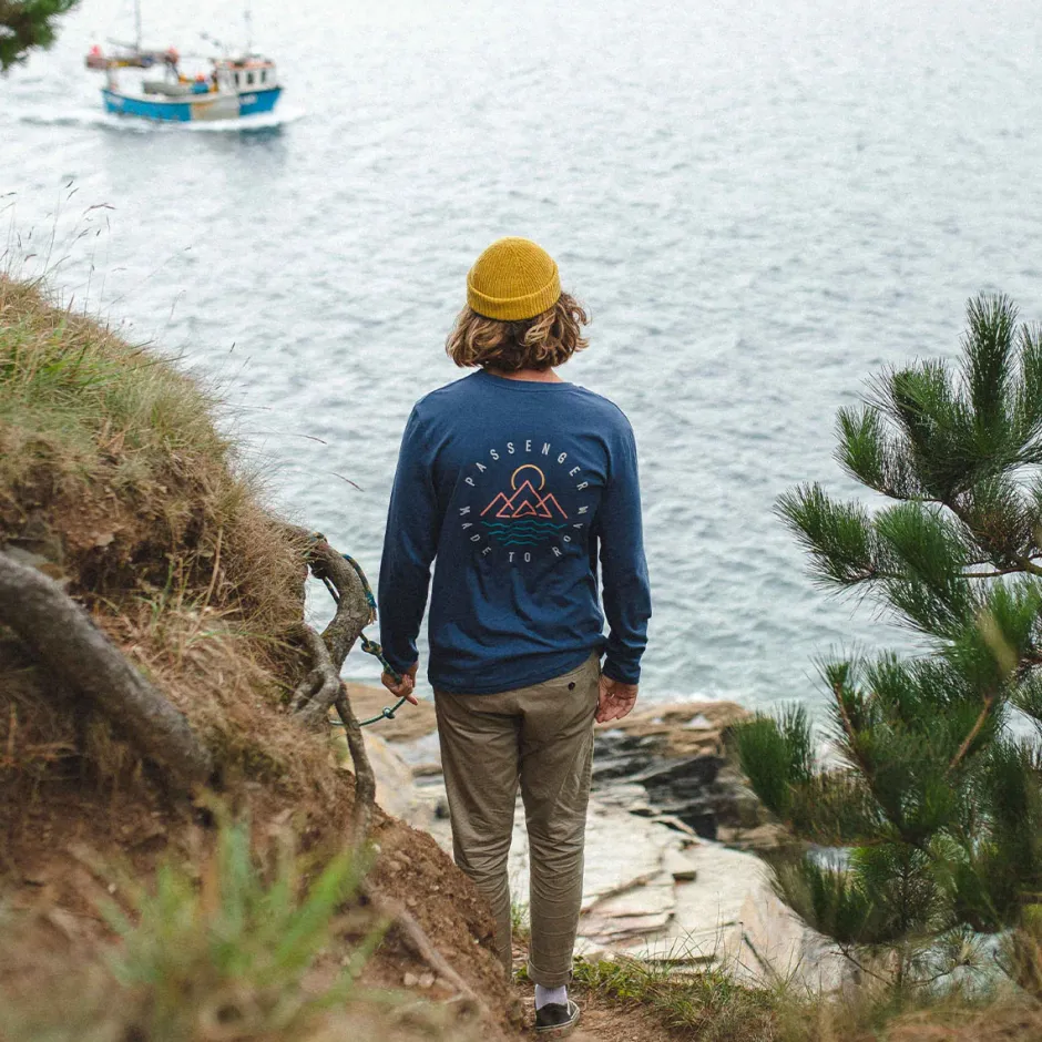 T-Shirts & Tank Tops|Men's Outlet>Passenger Escapism Recycled LS T-Shirt Dark Denim