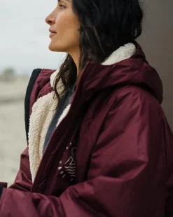 Changing Robes & Ponchos|Changing Robes & Surf Ponchos><noscript><img width=