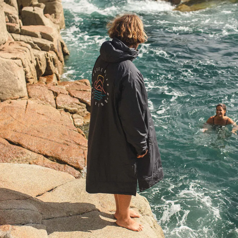 Surf Accessories|Surf Accessories>Floris van Bommel Escapism Recycled Towel Lined Changing Robe Black