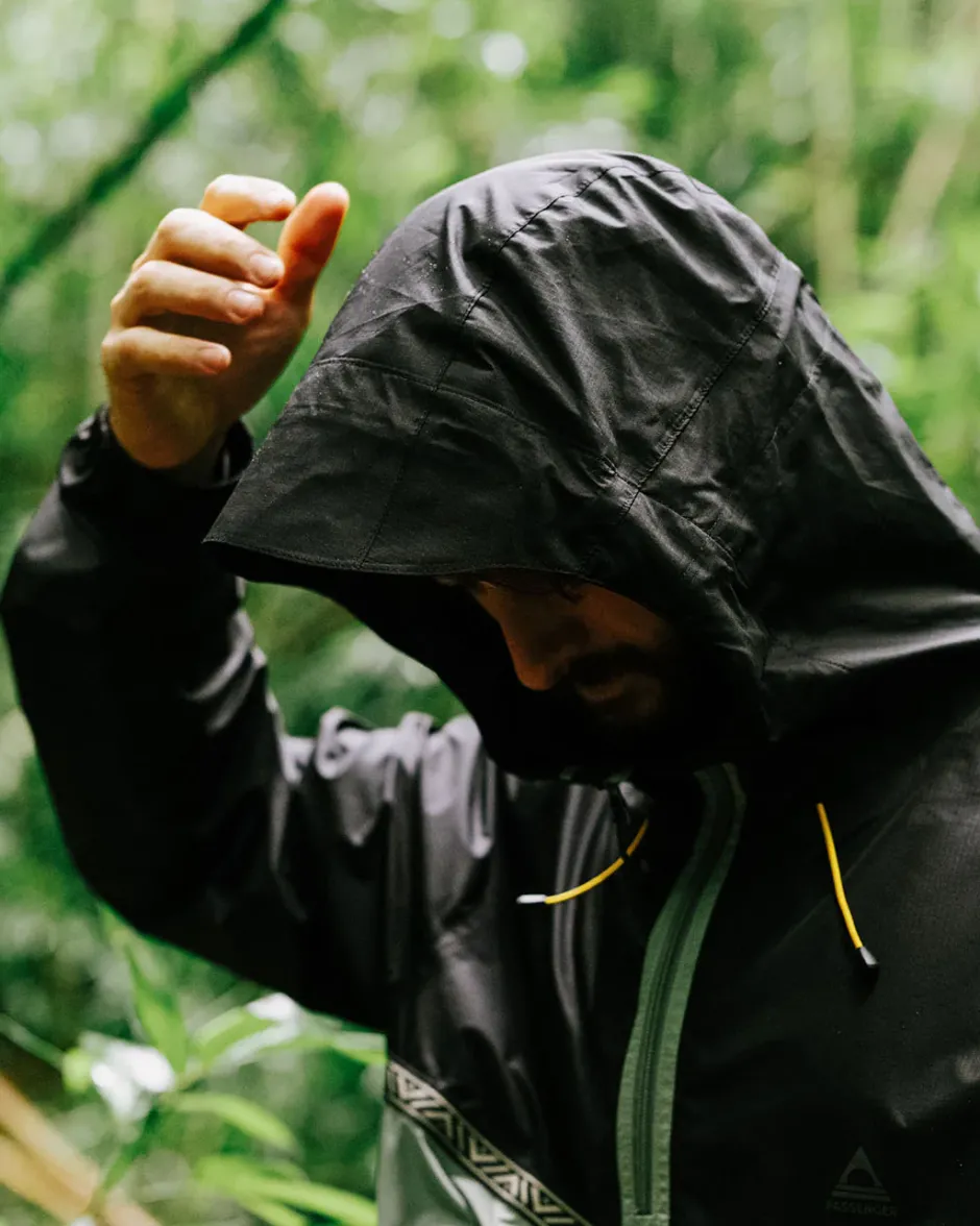 Water Resistant|Best Sellers>Passenger Flow 1/2 Zip Recycled Water Resistant Jacket True Black/Pistachio