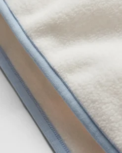Fleece|Fleece><noscript><img width=