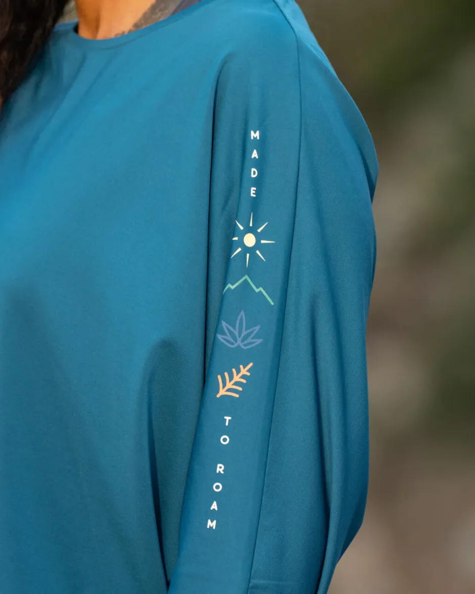 Tops & T-Shirts|Activewear>Passenger Hatha Recycled Active Top Corsair Blue