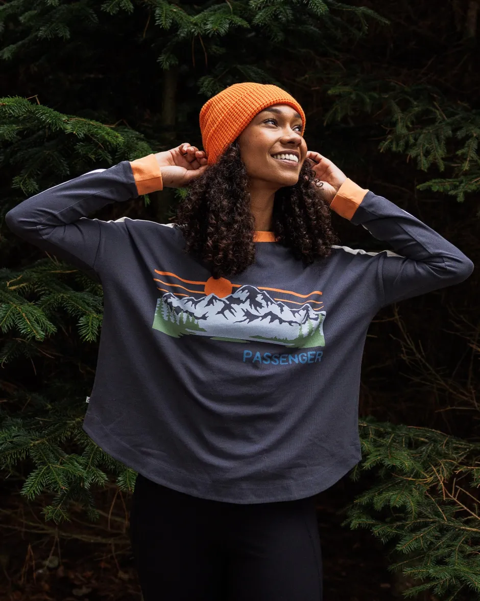 Tops & T-Shirts>Passenger Hilltop Organic Cotton LS T-Shirt Charcoal