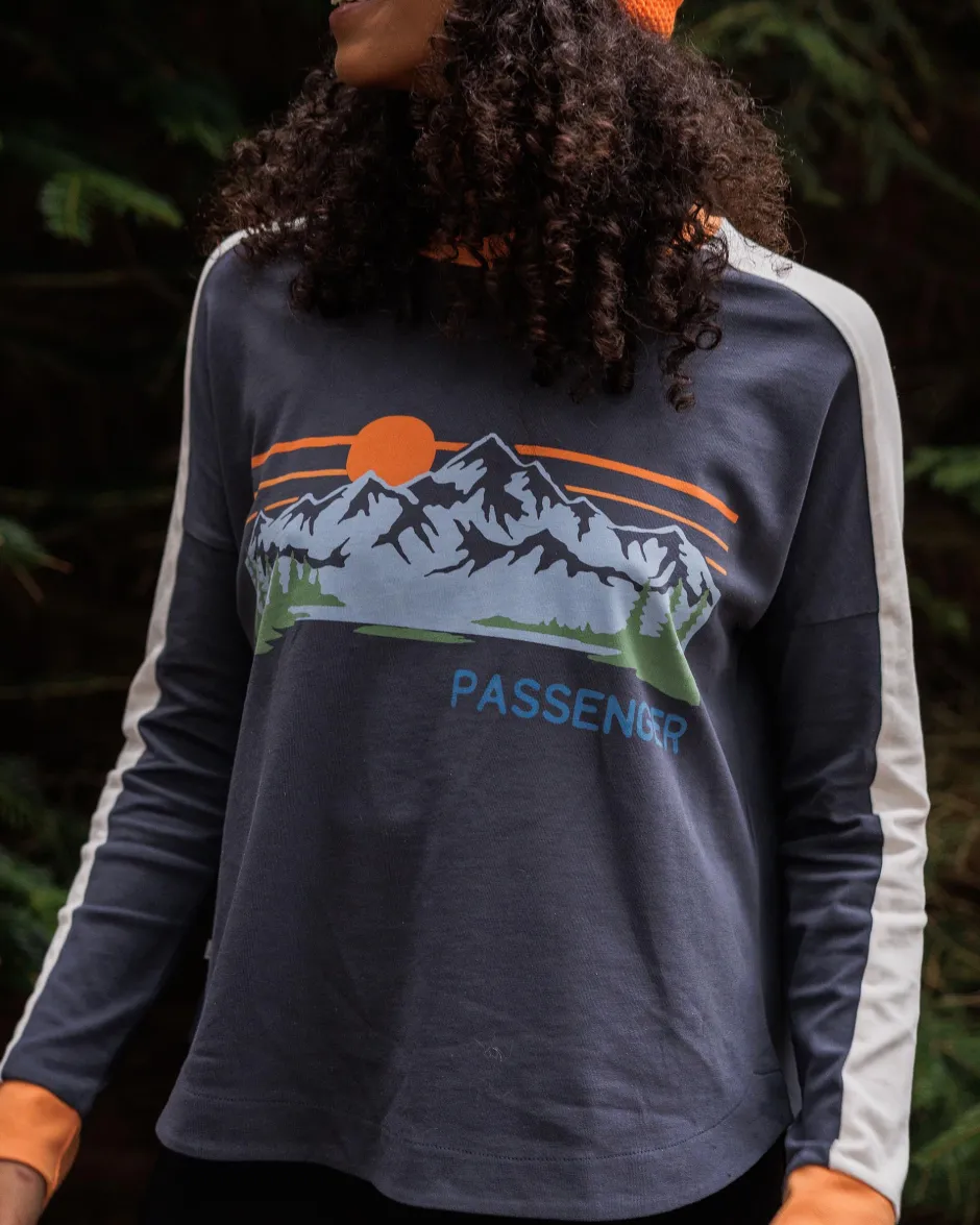 Tops & T-Shirts>Passenger Hilltop Organic Cotton LS T-Shirt Charcoal