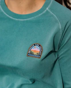 Hoodies & Sweatshirts|Women's Outlet>Passenger Journal Sweatshirt Blue Sea