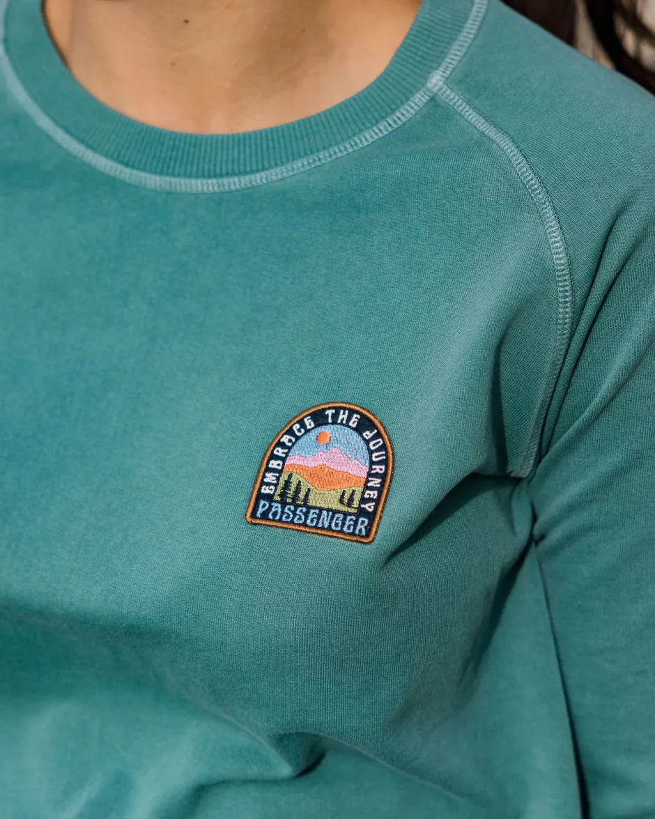 Hoodies & Sweatshirts|Women's Outlet>Passenger Journal Sweatshirt Blue Sea
