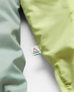 Insulated><noscript><img width=