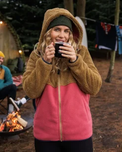 Fleece|Fleece><noscript><img width=