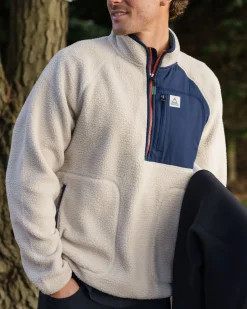 Winter Road Trip Essentials|Best Sellers>Passenger Offgrid 2.0 Recycled Sherpa Fleece Oatmeal/Navy