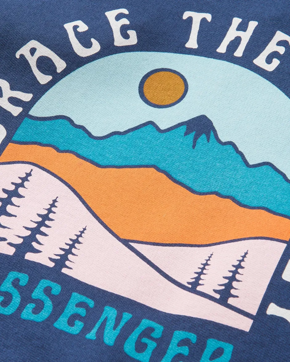Hoodies & Sweatshirts>Passenger Outlook Sweatshirt Rich Navy
