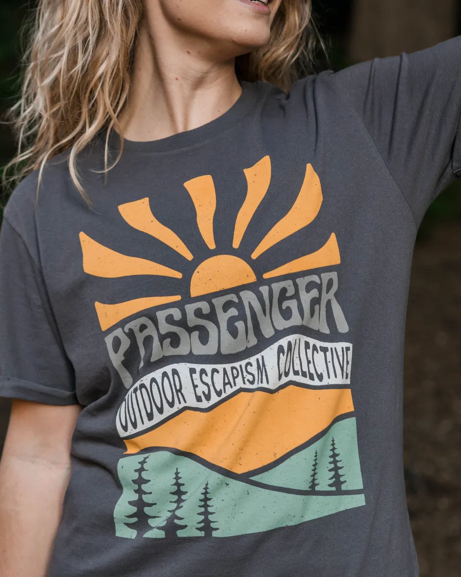 Tops & T-Shirts>Passenger Perfect Days T-Shirt Charcoal