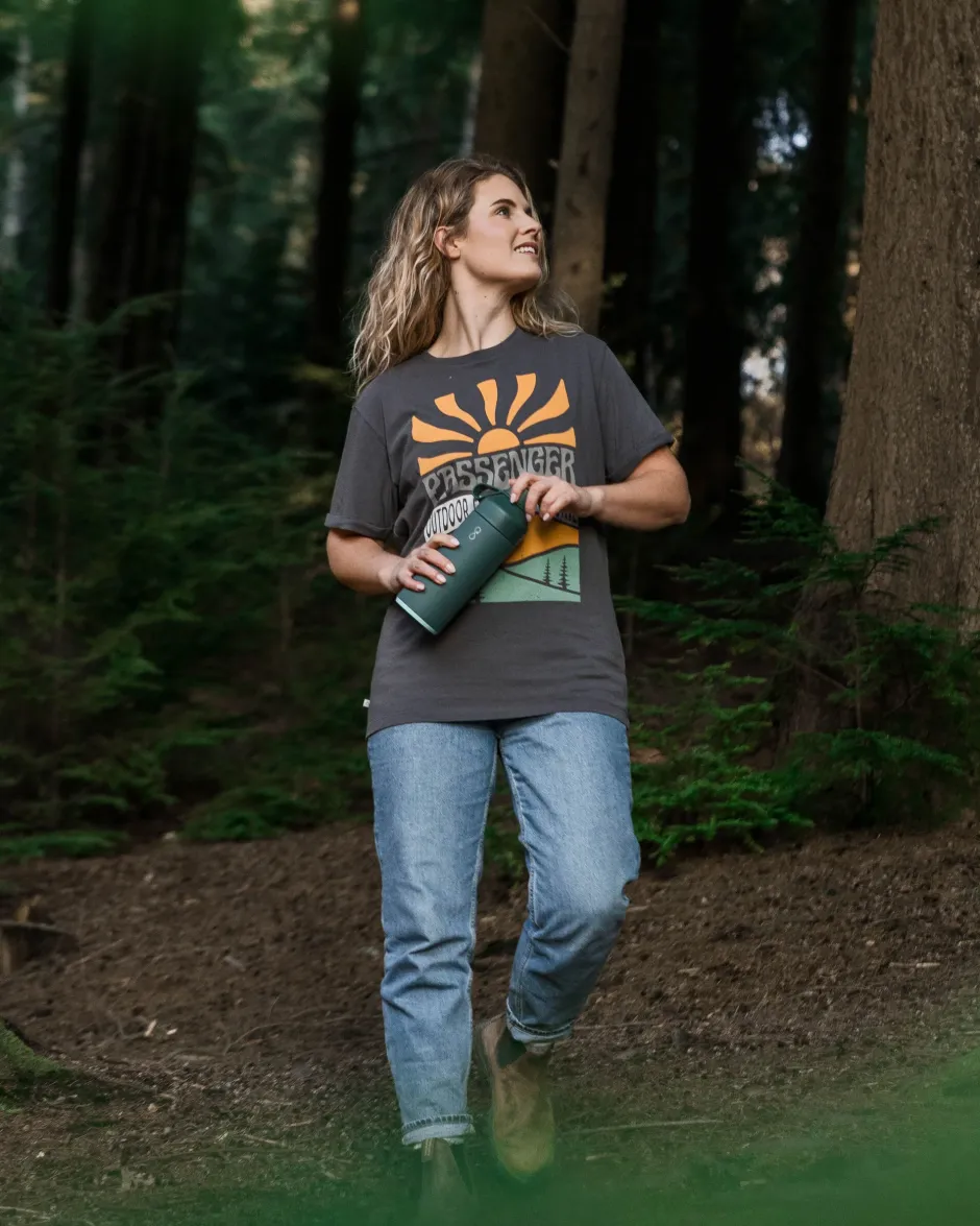 Tops & T-Shirts>Passenger Perfect Days T-Shirt Charcoal