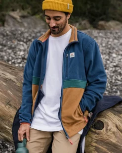 Fleece|Fleece><noscript><img width=