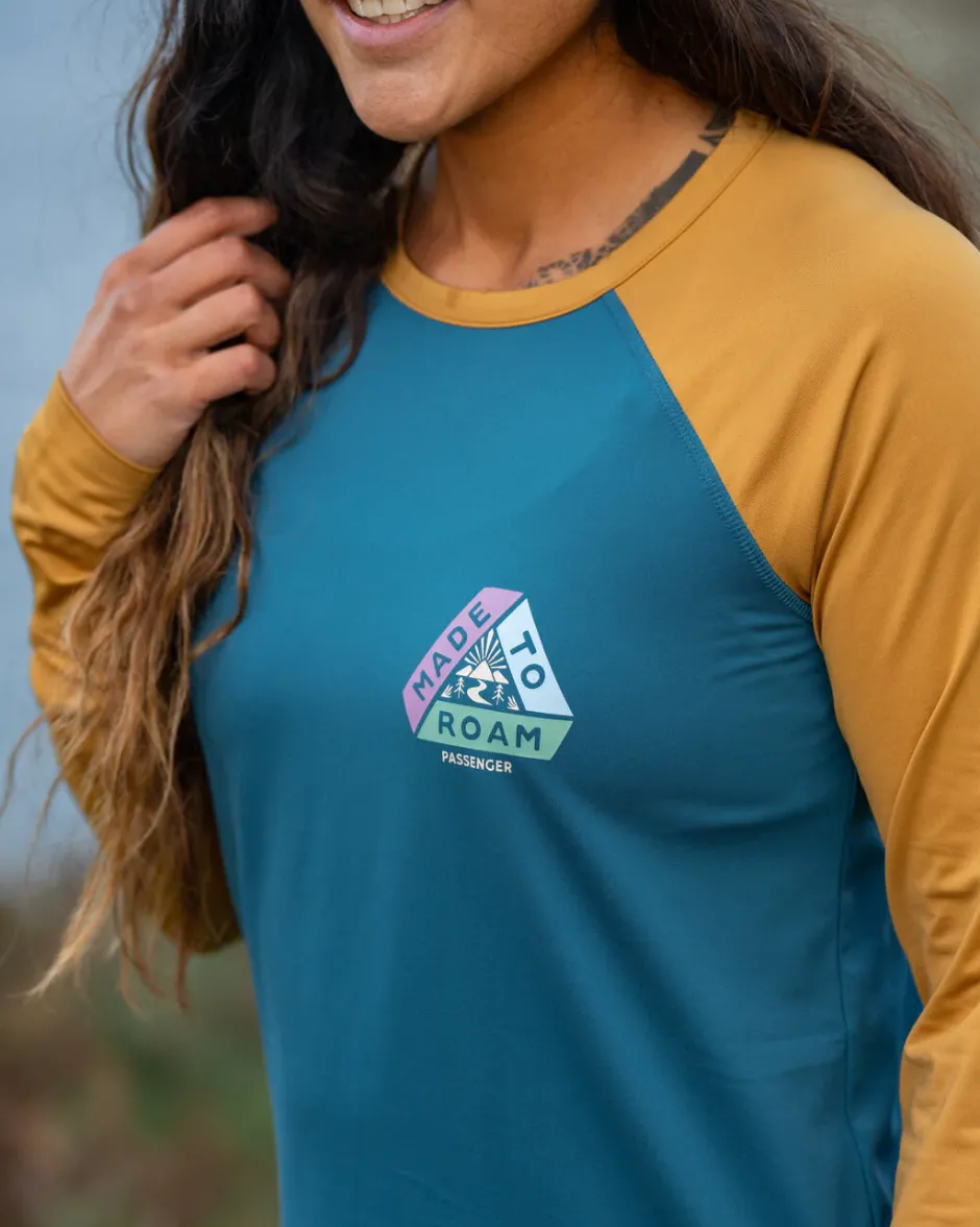 Tops & T-Shirts|Activewear>Passenger River Recycled Active LS T-Shirt Dusty Ochre/ Corsair Blue