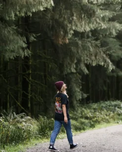 Tops & T-Shirts|Winter Road Trip Essentials><noscript><img width=