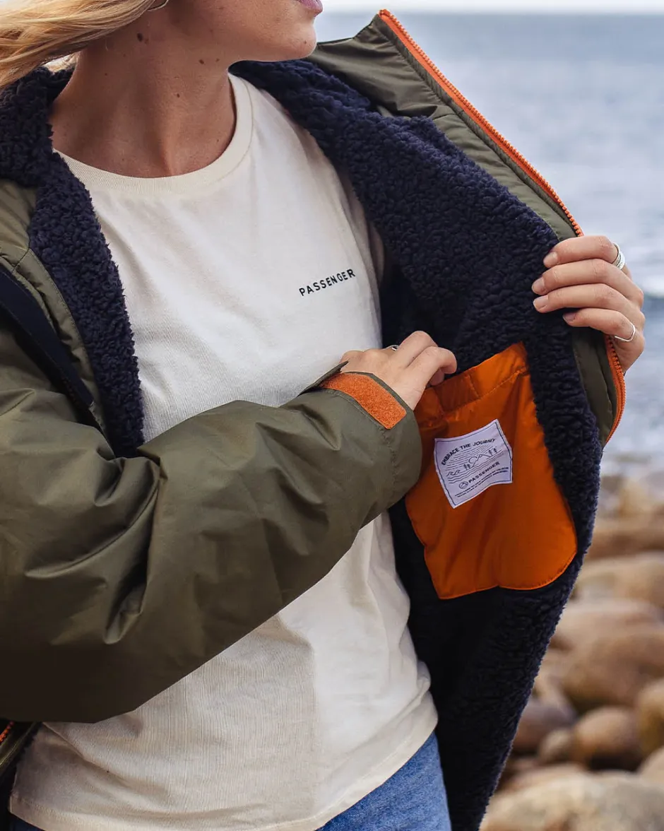 Surf Accessories|Surf Accessories>Floris van Bommel Roaming Recycled Sherpa Lined Changing Robe Black/ Khaki