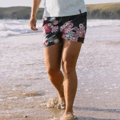 Shorts|Women's Outlet><noscript><img width=