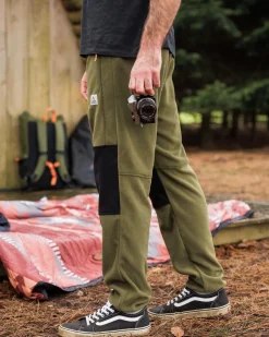 Pants|Winter Road Trip Essentials><noscript><img width=