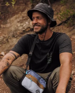 Surf Accessories|Surf Accessories>Floris van Bommel Shaded Organic Bucket Hat Black