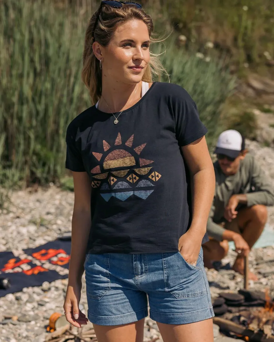 Tops & T-Shirts>Passenger Sunray Recycled Cotton T-Shirt Black