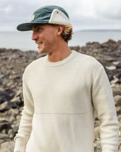 Knitwear|Winter Road Trip Essentials><noscript><img width=