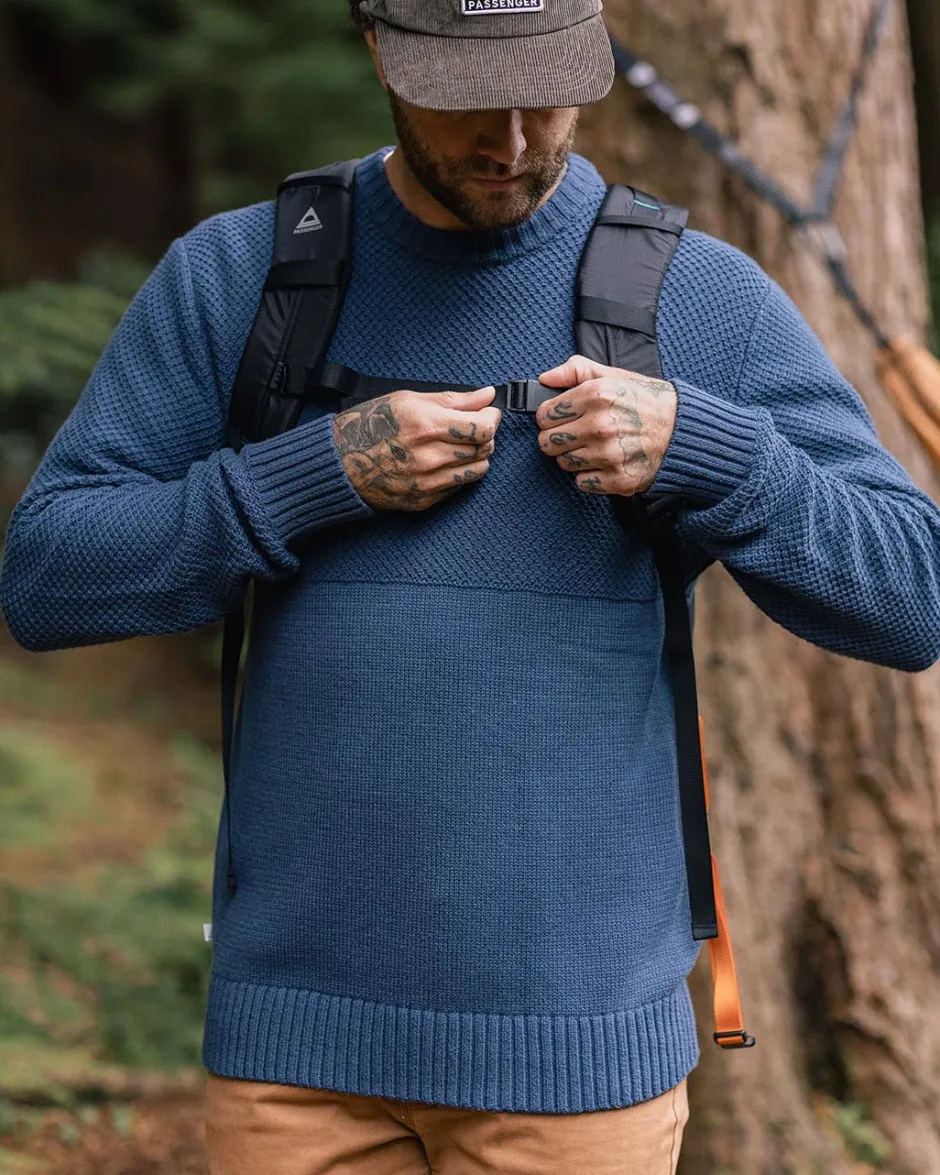 Knitwear|Men's Outlet>Passenger Swell Knitted Jumper Dark Denim