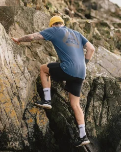 T-Shirts & Tank Tops|Activewear><noscript><img width=
