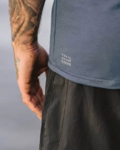 T-Shirts & Tank Tops|Activewear><noscript><img width=