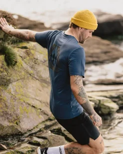 T-Shirts & Tank Tops|Activewear><noscript><img width=