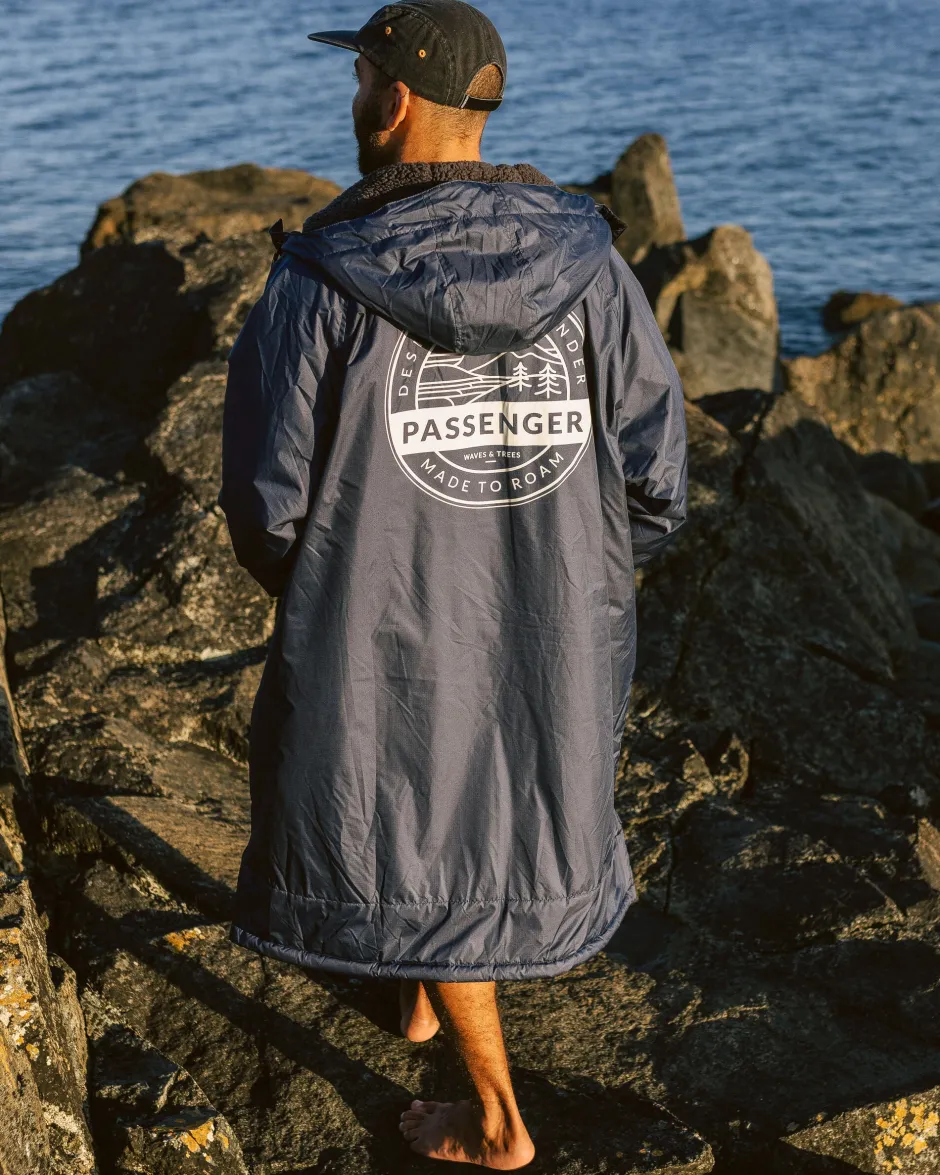Changing Robes & Ponchos|Changing Robes & Surf Ponchos>Floris van Bommel Waves Recycled Sherpa Lined Changing Robe Rich Navy