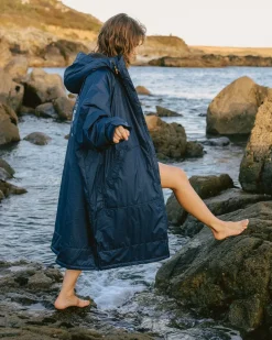 Changing Robes & Ponchos|Changing Robes & Surf Ponchos><noscript><img width=